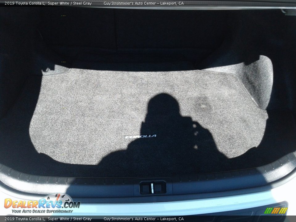 2019 Toyota Corolla L Super White / Steel Gray Photo #3