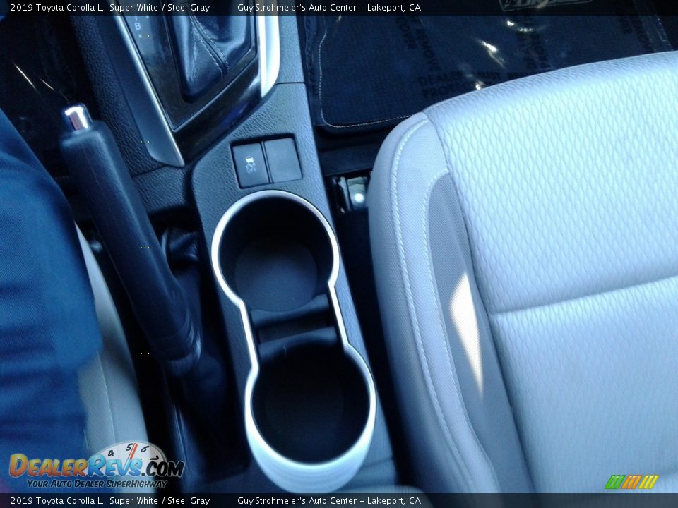2019 Toyota Corolla L Super White / Steel Gray Photo #12