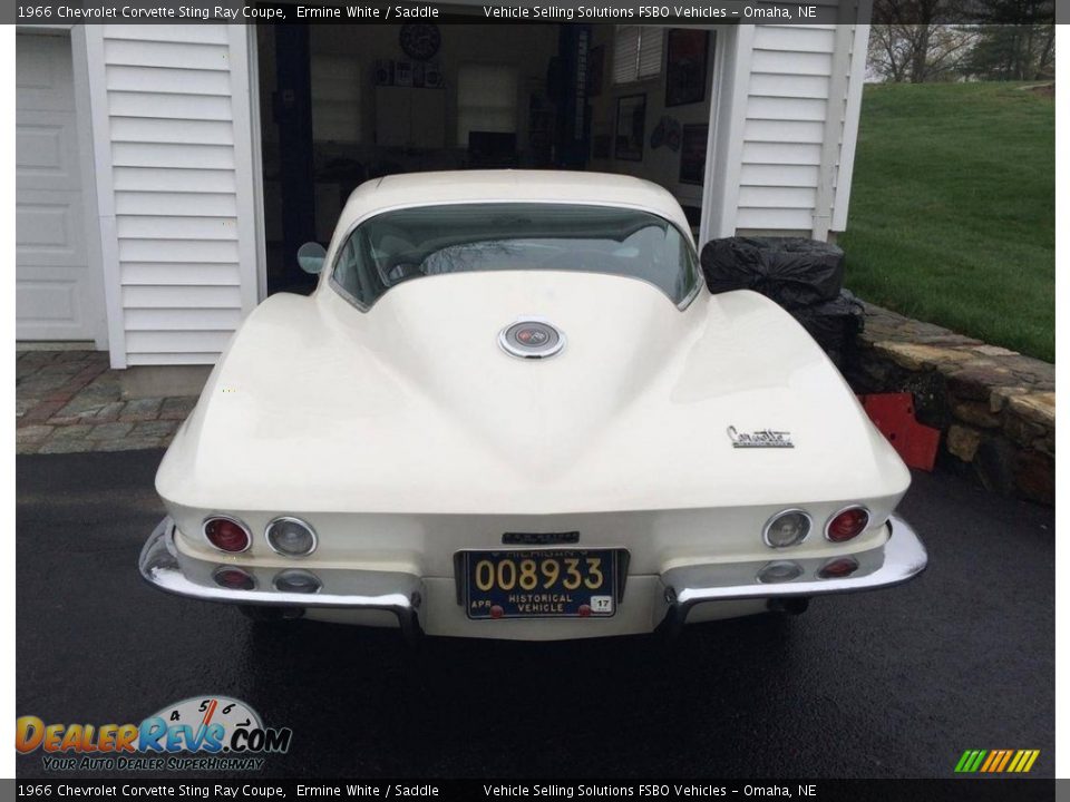 1966 Chevrolet Corvette Sting Ray Coupe Ermine White / Saddle Photo #2