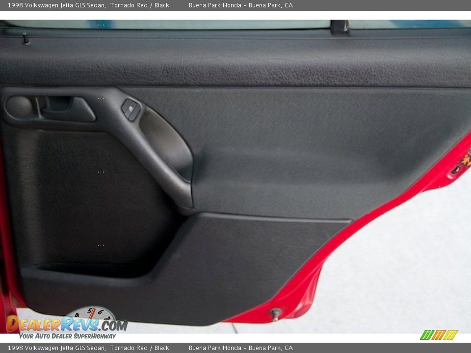 Door Panel of 1998 Volkswagen Jetta GLS Sedan Photo #24