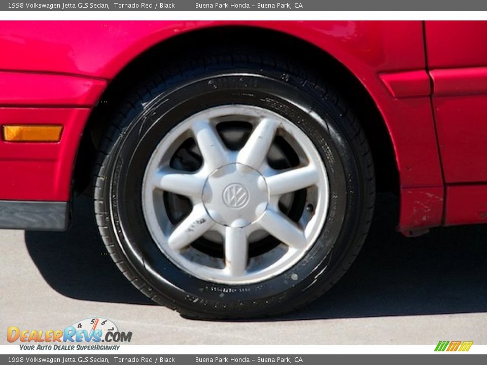 1998 Volkswagen Jetta GLS Sedan Wheel Photo #28
