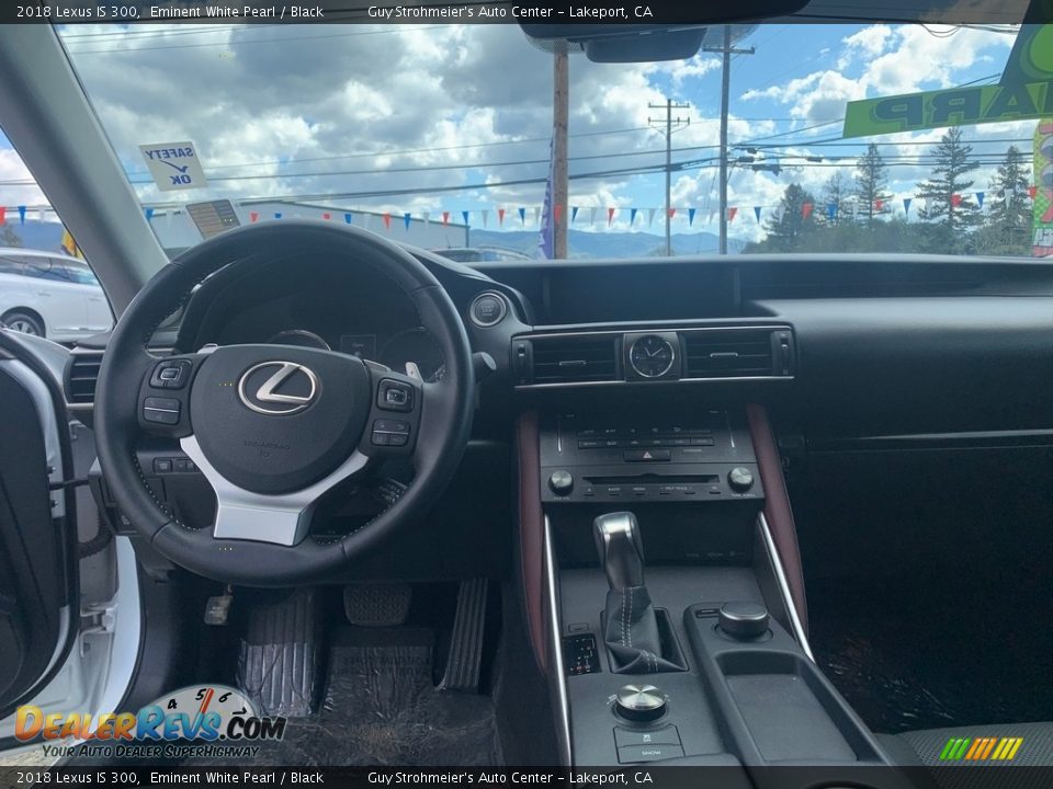 2018 Lexus IS 300 Eminent White Pearl / Black Photo #8