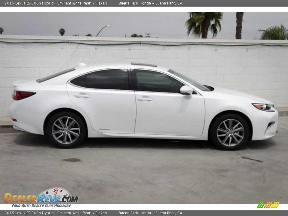 Eminent White Pearl 2016 Lexus ES 300h Hybrid Photo #8