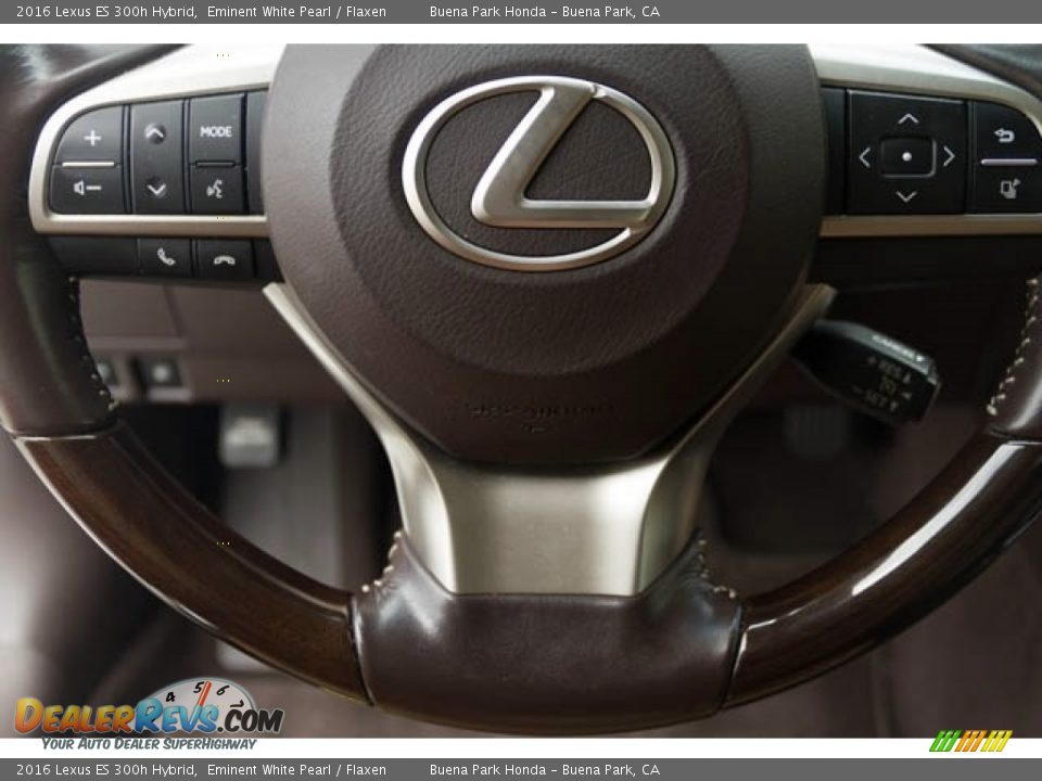 2016 Lexus ES 300h Hybrid Steering Wheel Photo #11