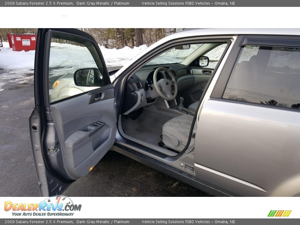 2009 Subaru Forester 2.5 X Premium Dark Gray Metallic / Platinum Photo #8