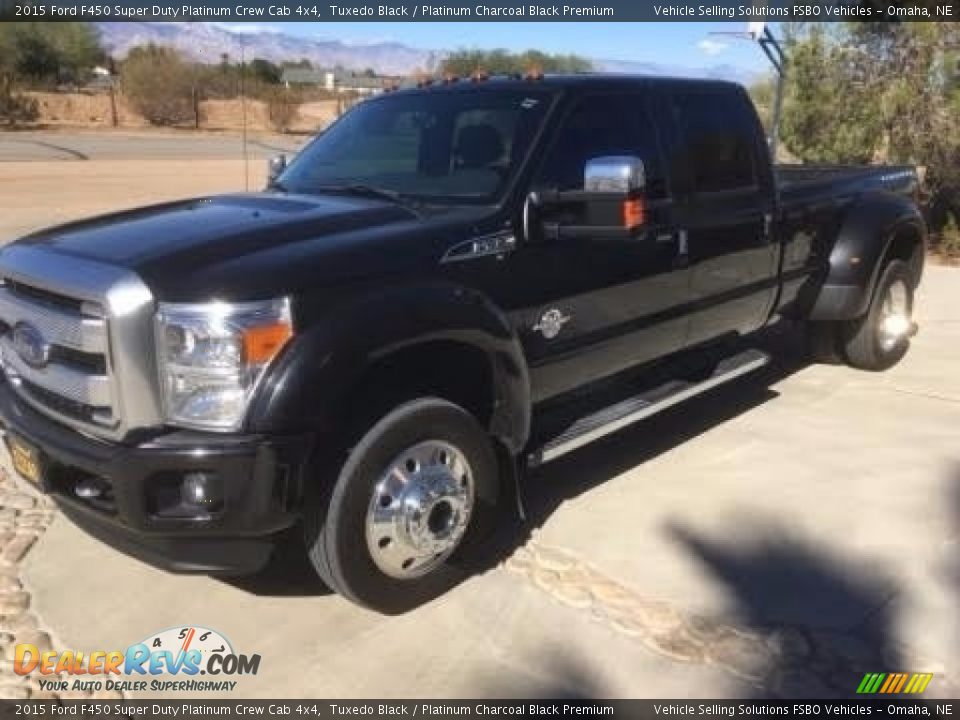 2015 Ford F450 Super Duty Platinum Crew Cab 4x4 Tuxedo Black / Platinum Charcoal Black Premium Photo #1