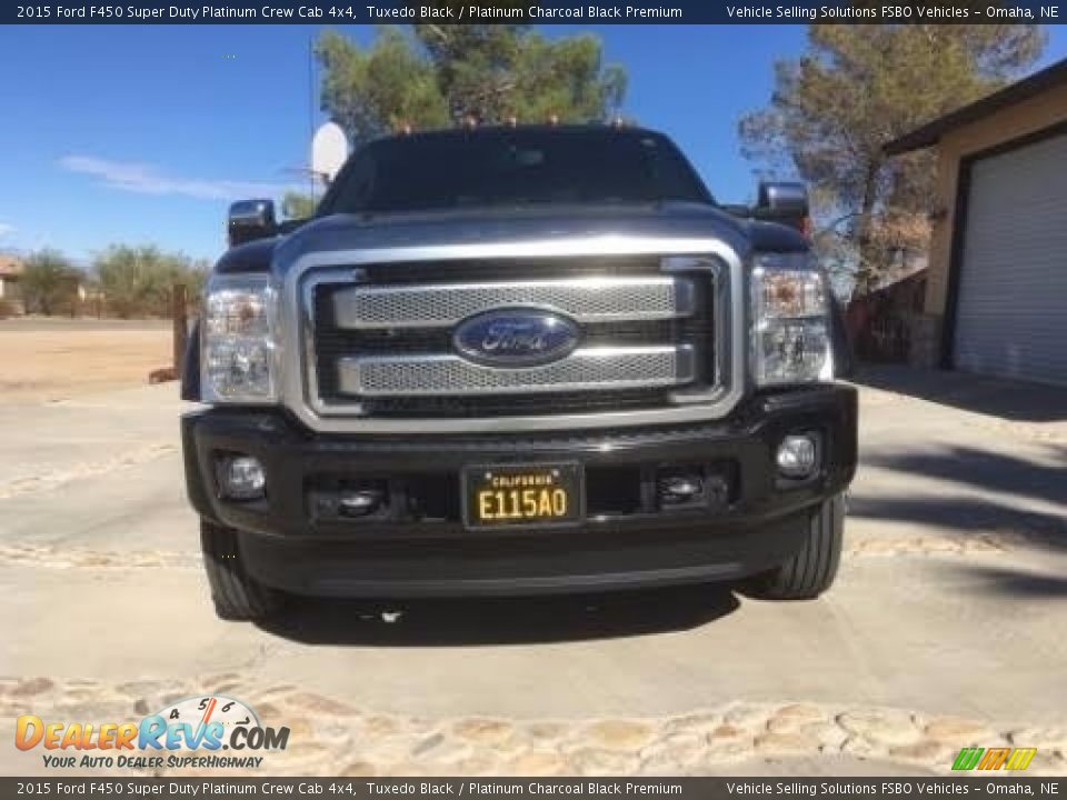 2015 Ford F450 Super Duty Platinum Crew Cab 4x4 Tuxedo Black / Platinum Charcoal Black Premium Photo #5