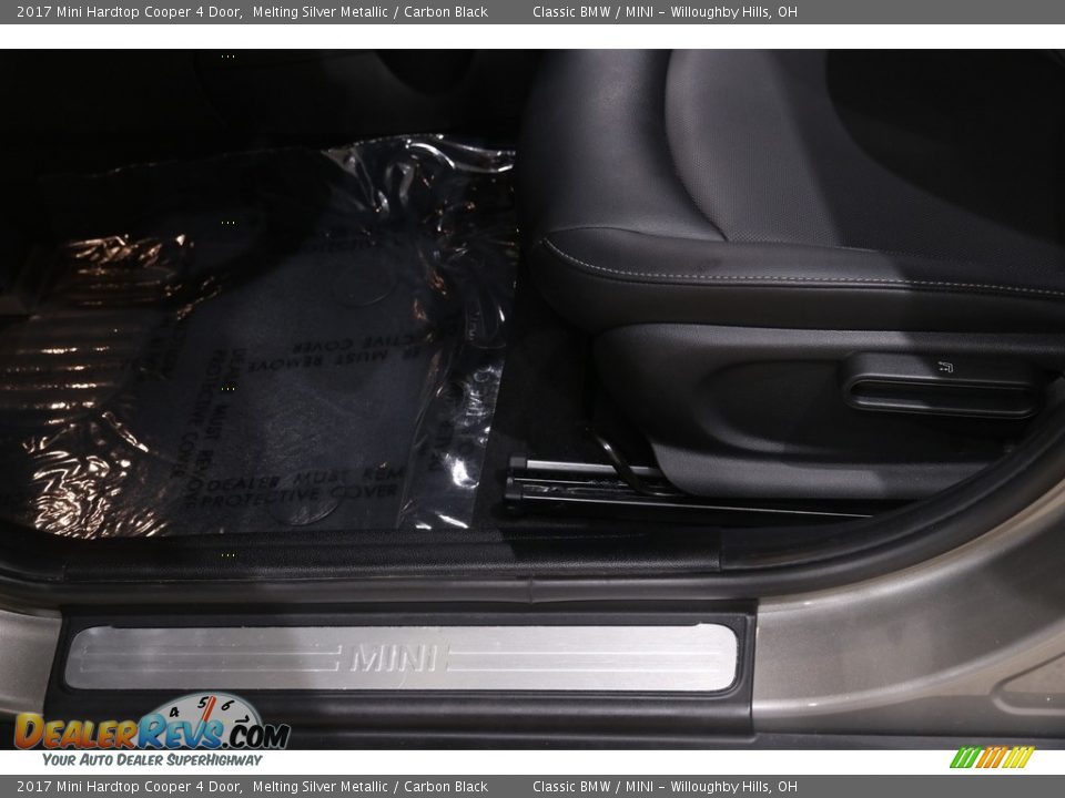 2017 Mini Hardtop Cooper 4 Door Melting Silver Metallic / Carbon Black Photo #6