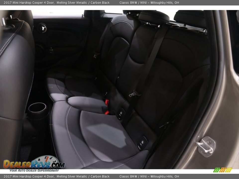 2017 Mini Hardtop Cooper 4 Door Melting Silver Metallic / Carbon Black Photo #29