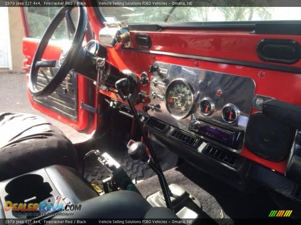 Dashboard of 1979 Jeep CJ7 4x4 Photo #13