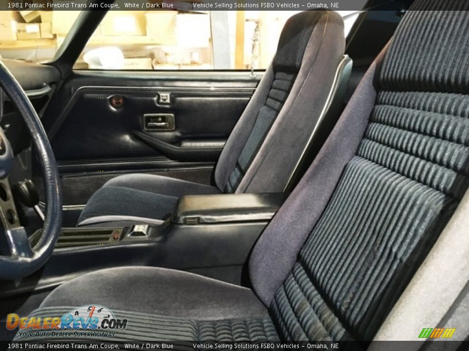 Front Seat of 1981 Pontiac Firebird Trans Am Coupe Photo #8