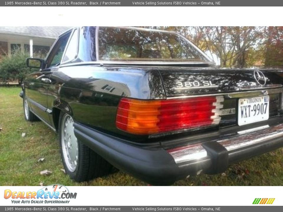 1985 Mercedes-Benz SL Class 380 SL Roadster Black / Parchment Photo #4