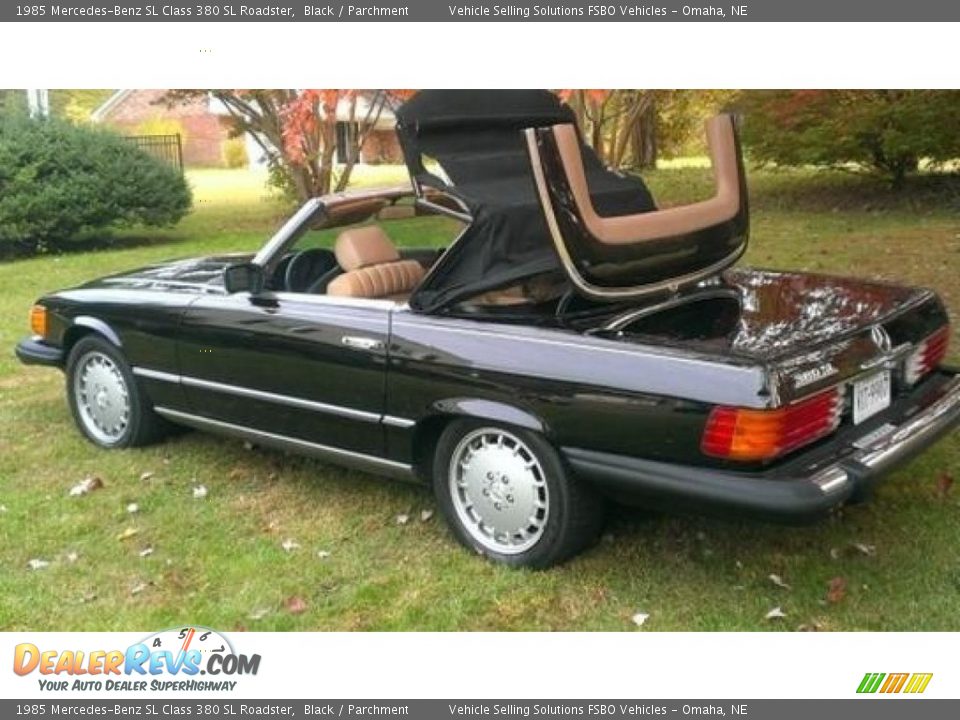 1985 Mercedes-Benz SL Class 380 SL Roadster Black / Parchment Photo #5