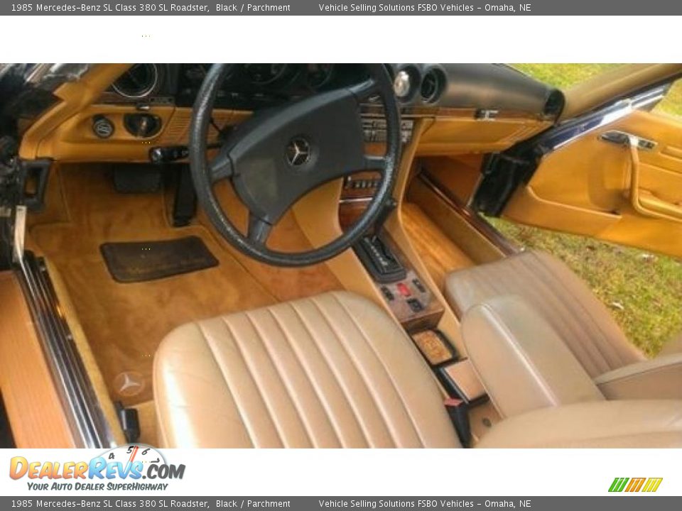 Front Seat of 1985 Mercedes-Benz SL Class 380 SL Roadster Photo #12