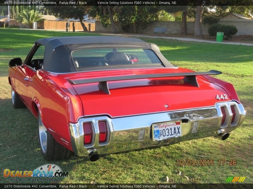 1970 Oldsmobile 442 Convertible Rallye Red / Black Photo #2