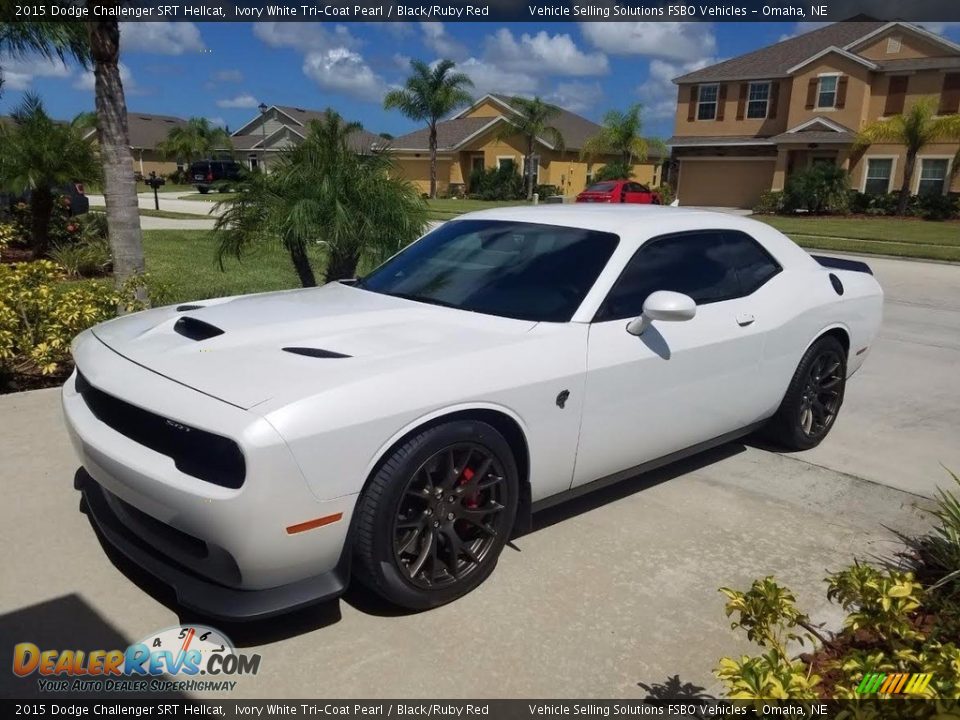 2015 Dodge Challenger SRT Hellcat Ivory White Tri-Coat Pearl / Black/Ruby Red Photo #1