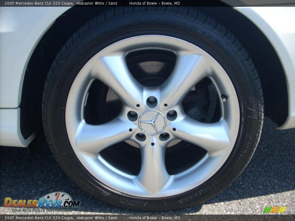 2005 Mercedes-Benz CLK 320 Coupe Alabaster White / Sand Photo #10