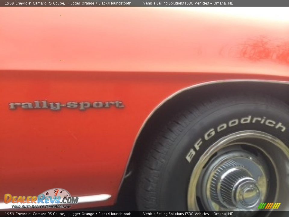 1969 Chevrolet Camaro RS Coupe Hugger Orange / Black/Houndstooth Photo #10