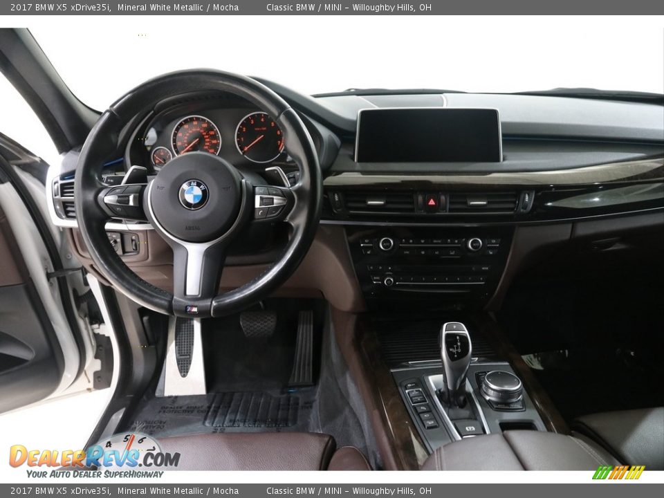 2017 BMW X5 xDrive35i Mineral White Metallic / Mocha Photo #6