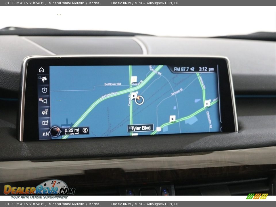 2017 BMW X5 xDrive35i Mineral White Metallic / Mocha Photo #10