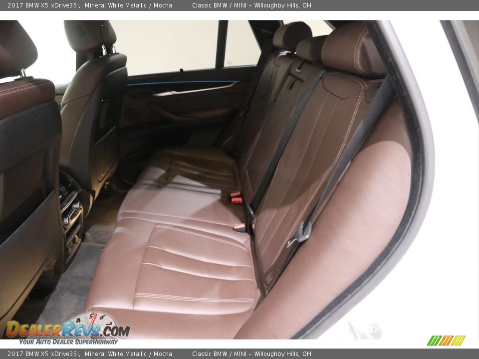 2017 BMW X5 xDrive35i Mineral White Metallic / Mocha Photo #17