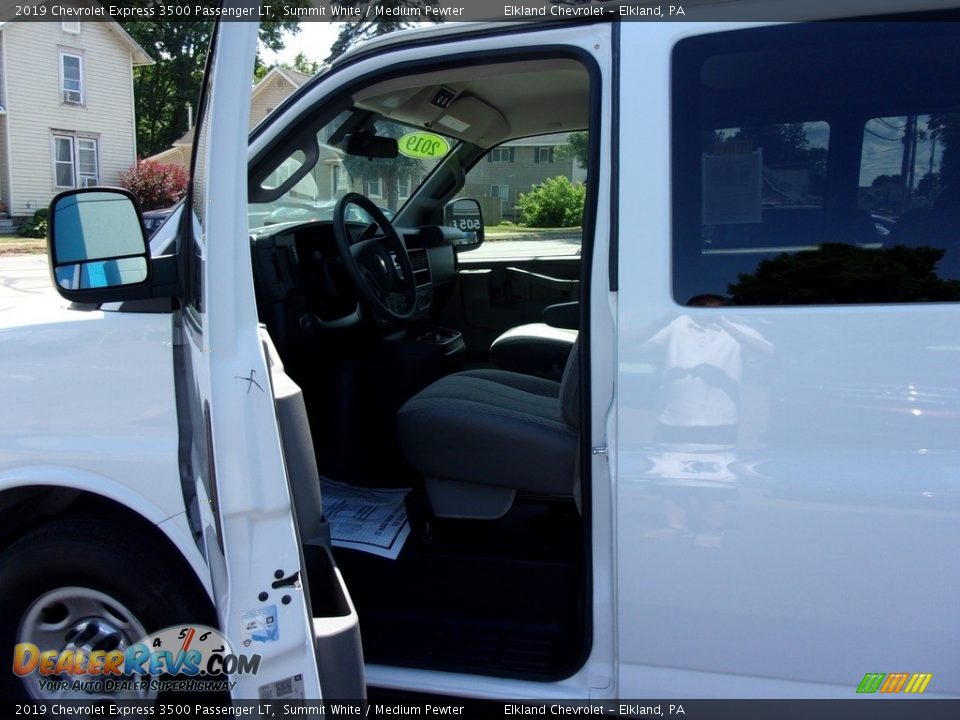 2019 Chevrolet Express 3500 Passenger LT Summit White / Medium Pewter Photo #9