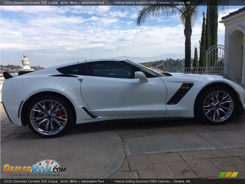 2016 Chevrolet Corvette Z06 Coupe Arctic White / Adrenaline Red Photo #9