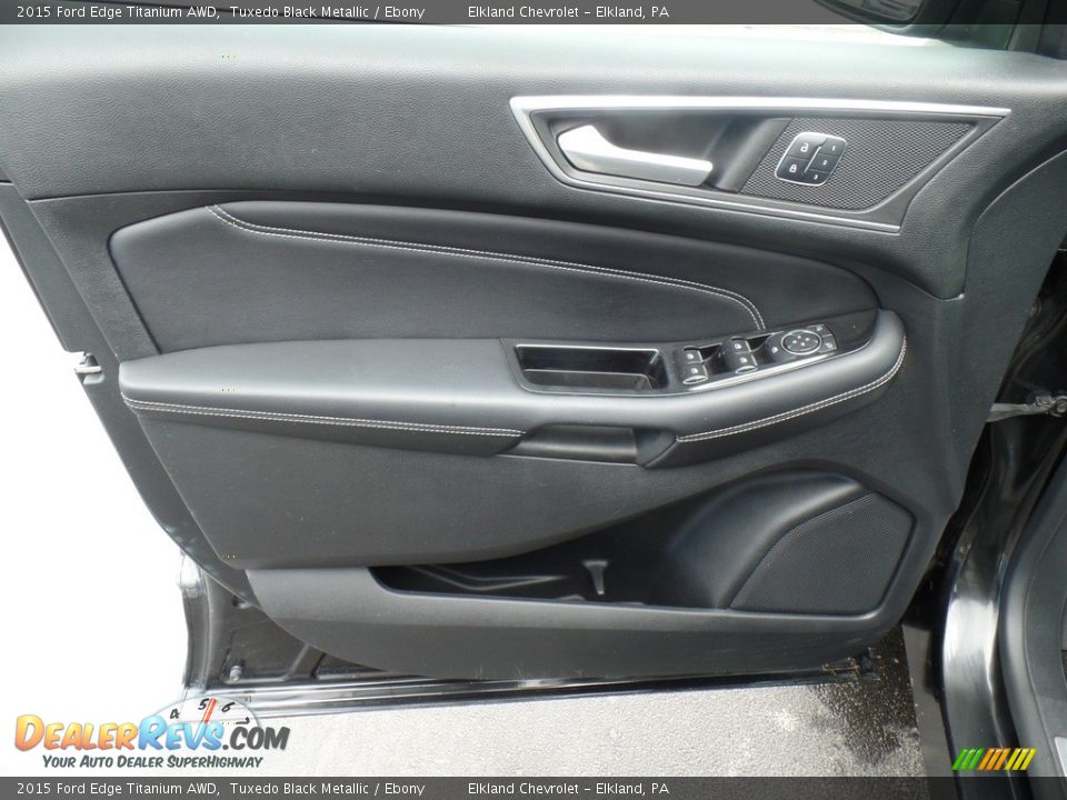 Door Panel of 2015 Ford Edge Titanium AWD Photo #15