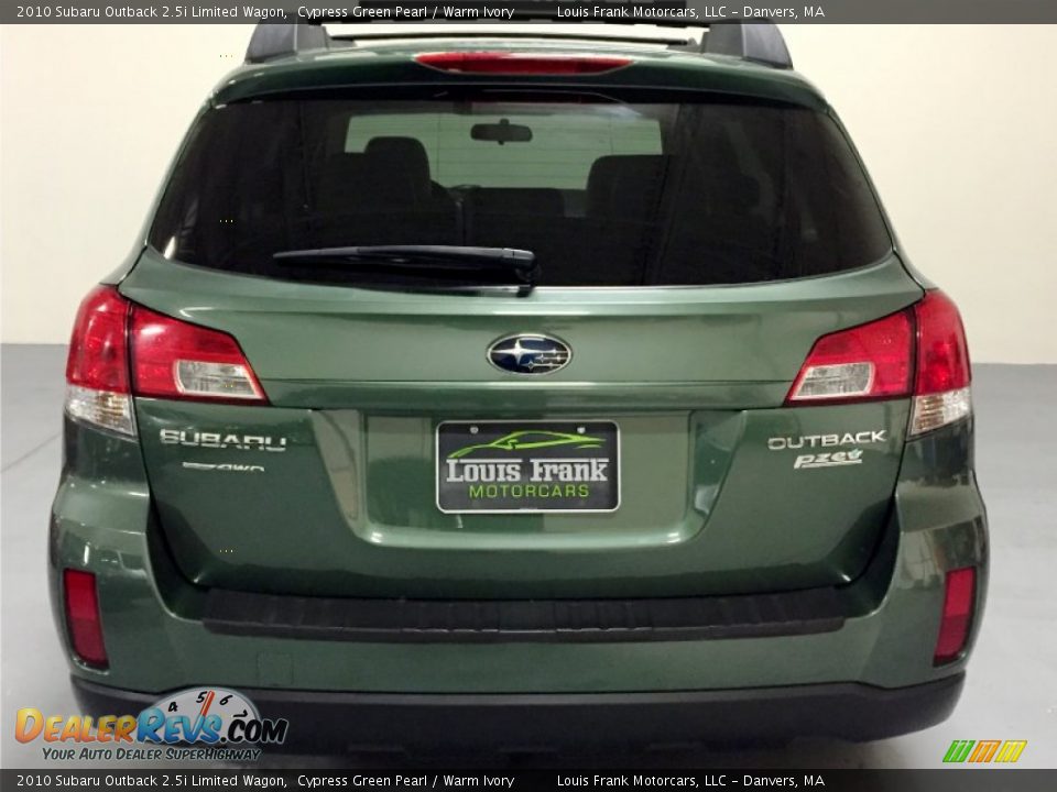 2010 Subaru Outback 2.5i Limited Wagon Cypress Green Pearl / Warm Ivory Photo #8
