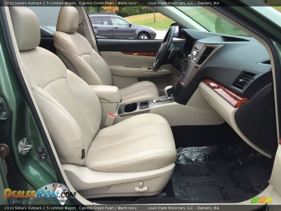 2010 Subaru Outback 2.5i Limited Wagon Cypress Green Pearl / Warm Ivory Photo #13