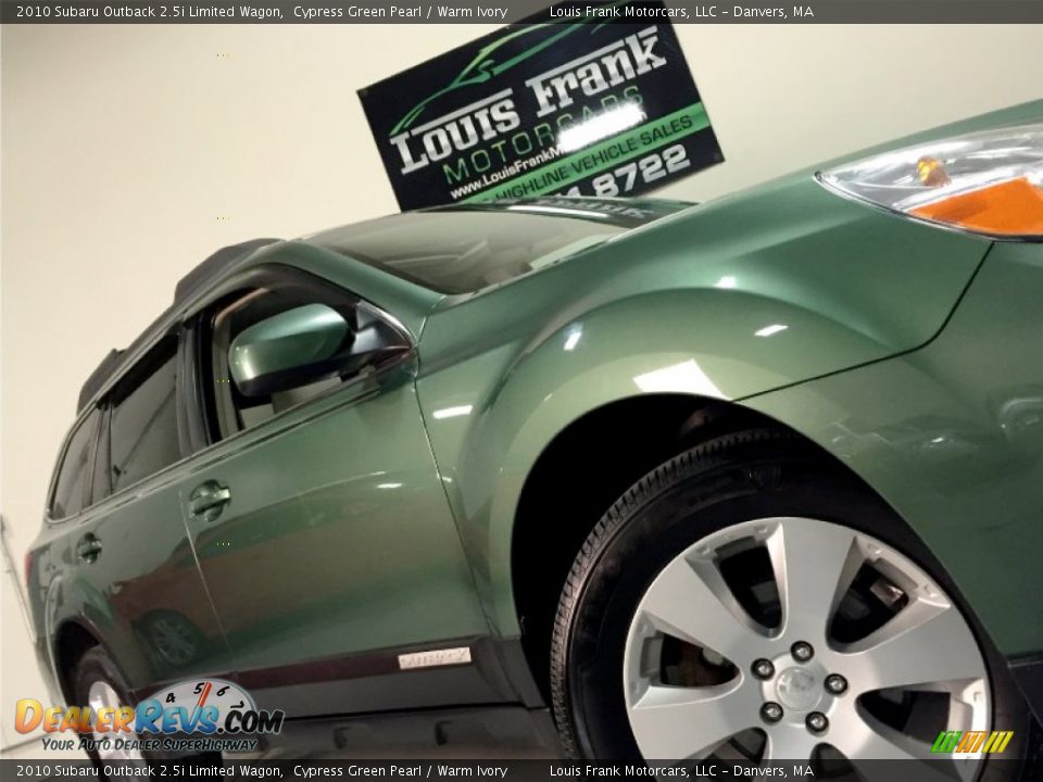 2010 Subaru Outback 2.5i Limited Wagon Cypress Green Pearl / Warm Ivory Photo #24
