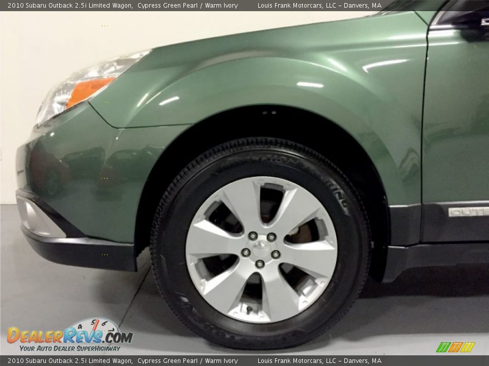 2010 Subaru Outback 2.5i Limited Wagon Cypress Green Pearl / Warm Ivory Photo #32