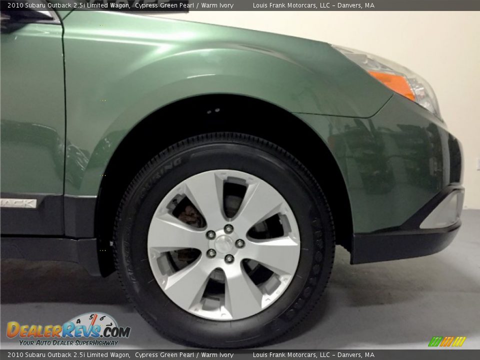 2010 Subaru Outback 2.5i Limited Wagon Cypress Green Pearl / Warm Ivory Photo #33