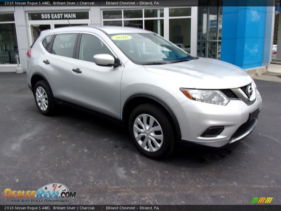 2016 Nissan Rogue S AWD Brilliant Silver / Charcoal Photo #2