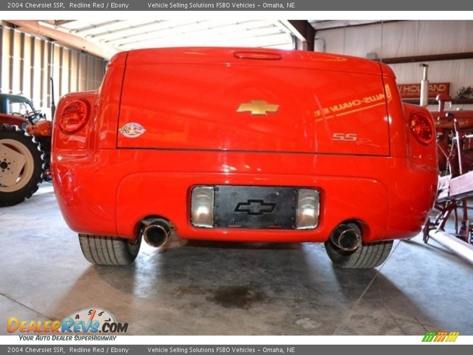 2004 Chevrolet SSR Redline Red / Ebony Photo #12