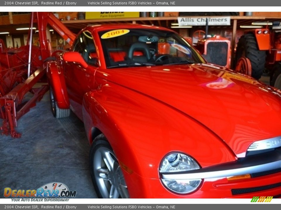 2004 Chevrolet SSR Redline Red / Ebony Photo #15