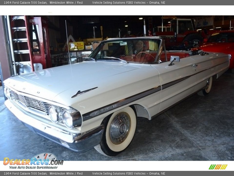 Front 3/4 View of 1964 Ford Galaxie 500 Sedan Photo #1