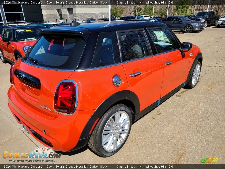 2020 Mini Hardtop Cooper S 4 Door Solaris Orange Metallic / Carbon Black Photo #2