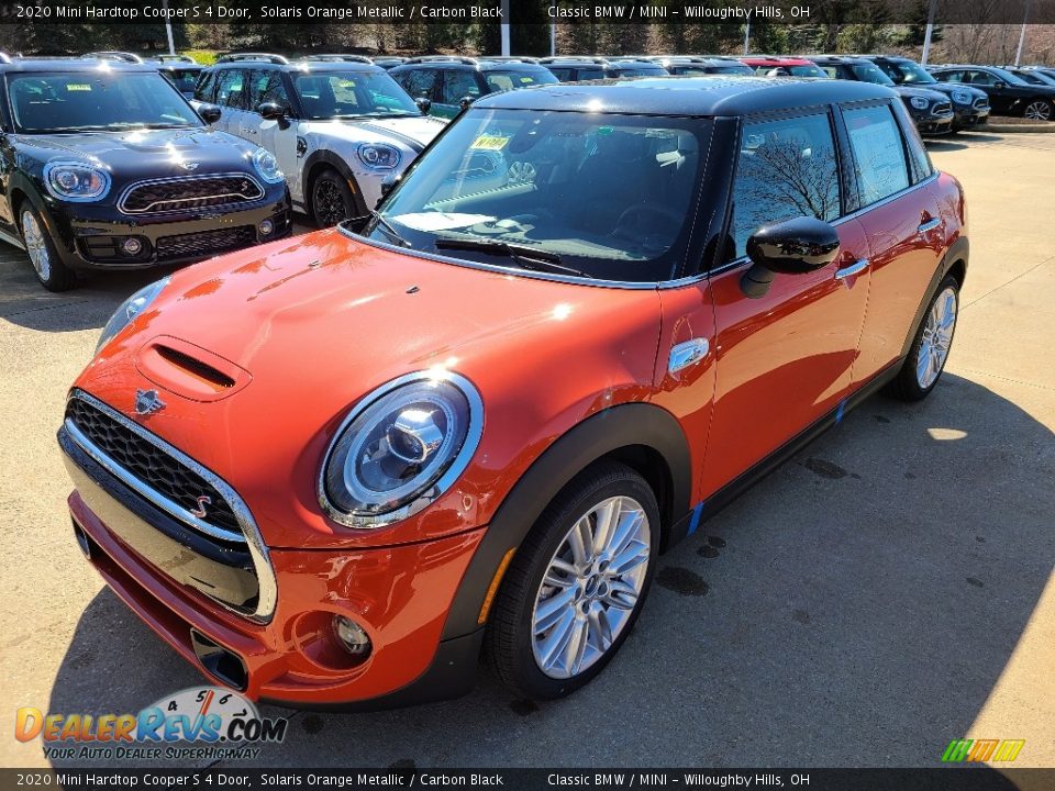 2020 Mini Hardtop Cooper S 4 Door Solaris Orange Metallic / Carbon Black Photo #4