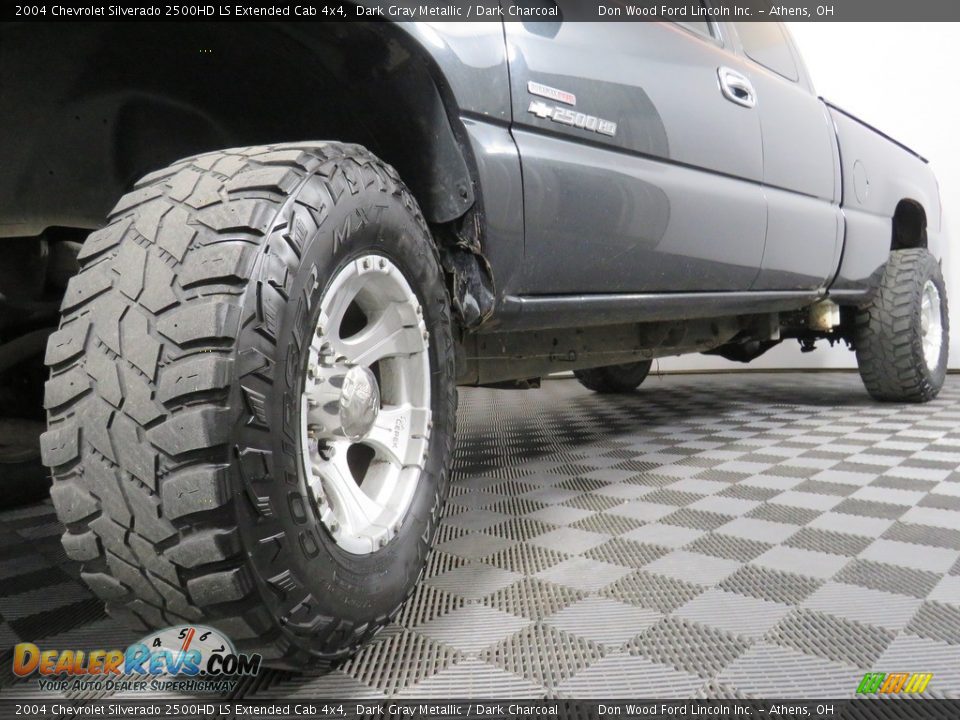 2004 Chevrolet Silverado 2500HD LS Extended Cab 4x4 Dark Gray Metallic / Dark Charcoal Photo #8