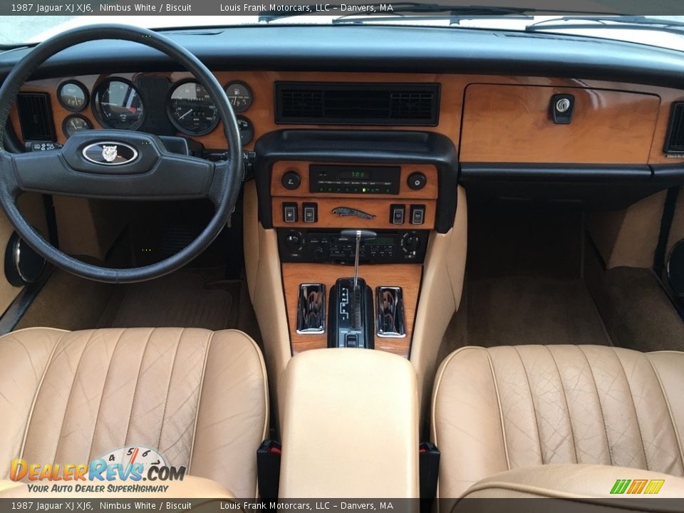 Dashboard of 1987 Jaguar XJ XJ6 Photo #10