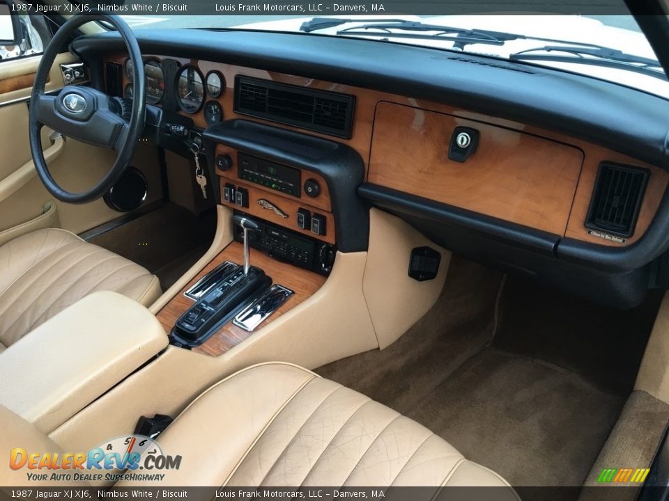 Dashboard of 1987 Jaguar XJ XJ6 Photo #11