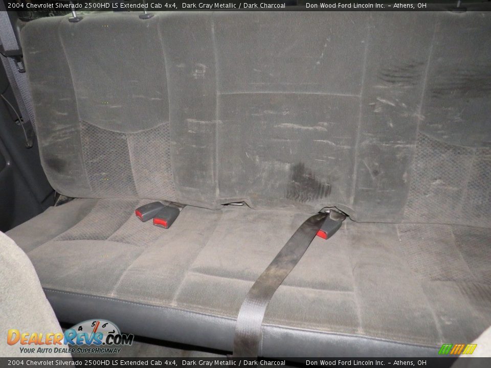 2004 Chevrolet Silverado 2500HD LS Extended Cab 4x4 Dark Gray Metallic / Dark Charcoal Photo #18