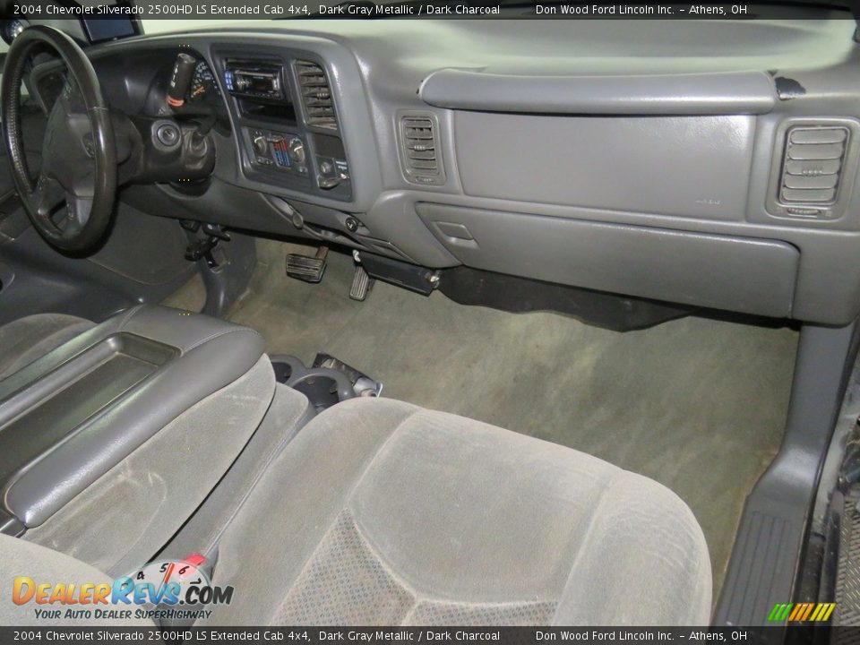 2004 Chevrolet Silverado 2500HD LS Extended Cab 4x4 Dark Gray Metallic / Dark Charcoal Photo #22