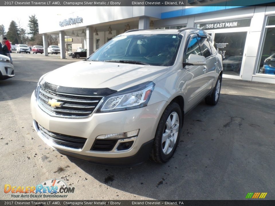 2017 Chevrolet Traverse LT AWD Champagne Silver Metallic / Ebony Photo #2