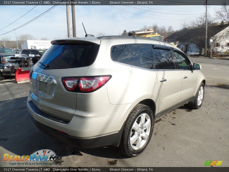 2017 Chevrolet Traverse LT AWD Champagne Silver Metallic / Ebony Photo #7