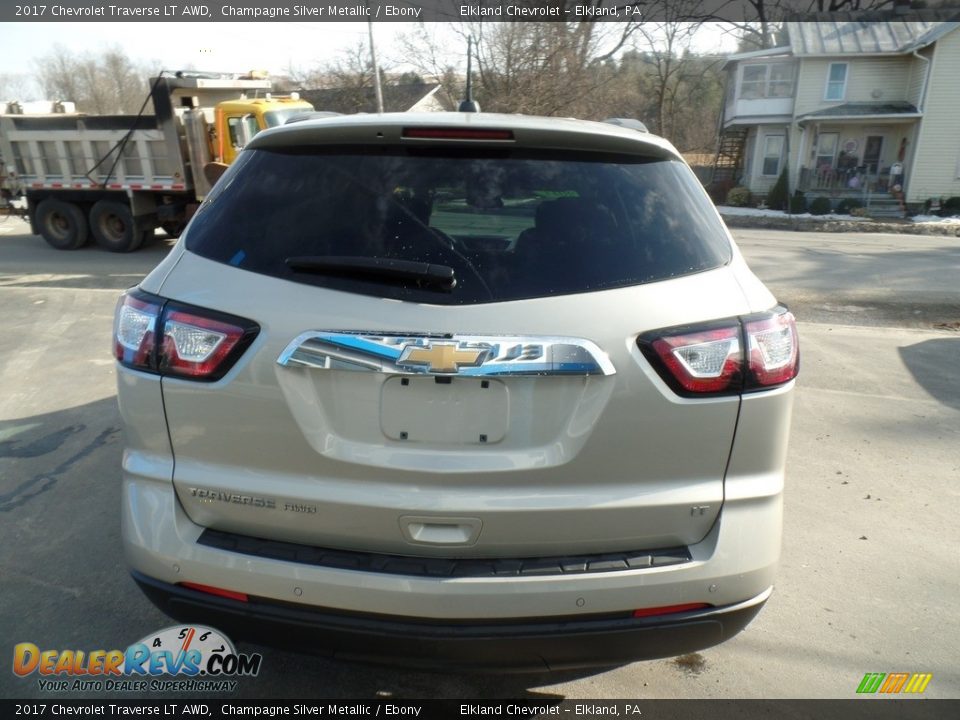 2017 Chevrolet Traverse LT AWD Champagne Silver Metallic / Ebony Photo #8