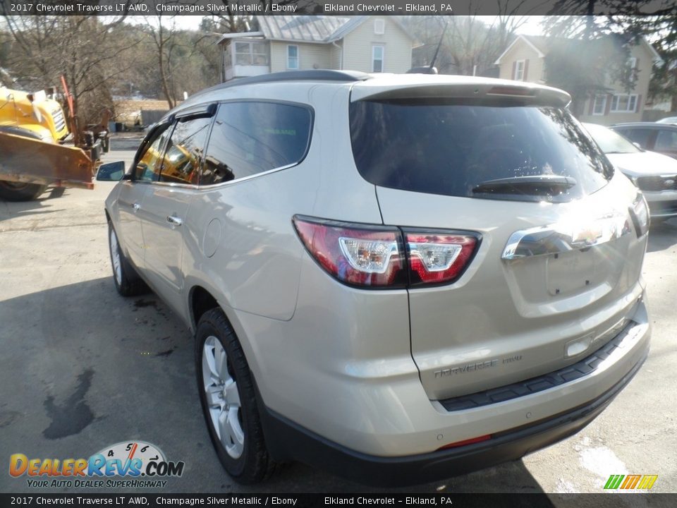 2017 Chevrolet Traverse LT AWD Champagne Silver Metallic / Ebony Photo #9