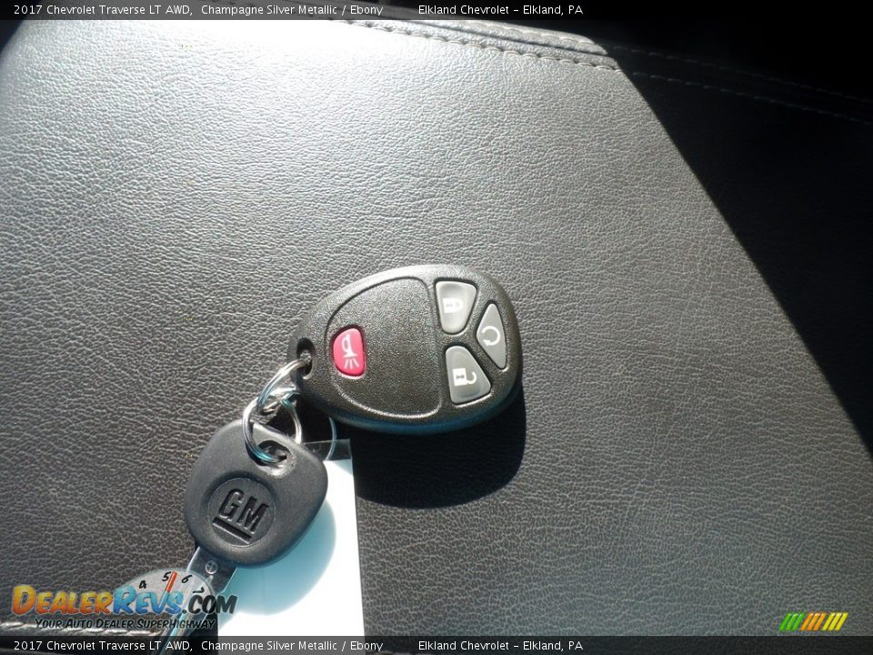 2017 Chevrolet Traverse LT AWD Champagne Silver Metallic / Ebony Photo #22