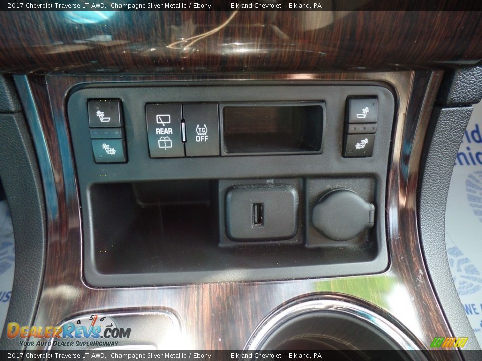 2017 Chevrolet Traverse LT AWD Champagne Silver Metallic / Ebony Photo #29